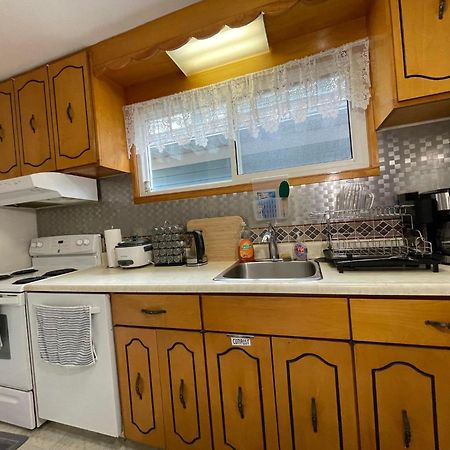Вилла Luxurious Cozy House In Bluffs With Lake View Торонто Экстерьер фото